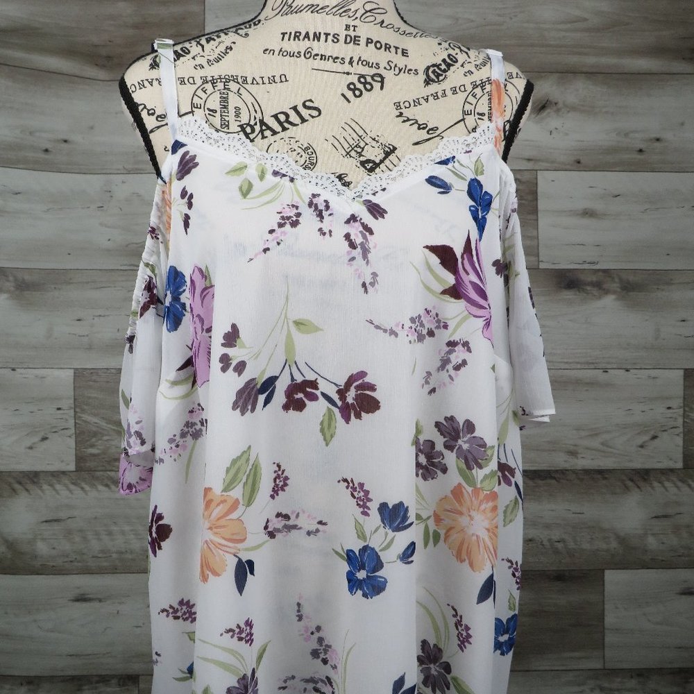 Torrid* Women's Cold‎ Shoulder Short Sleeve Curved Hem Pullover Blouse~ Size 1